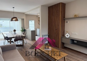 DUPLEX 4 AMBIENTES CON PATIO Y COCHERA RECICLADO EN VENTA | PARQUE LURO