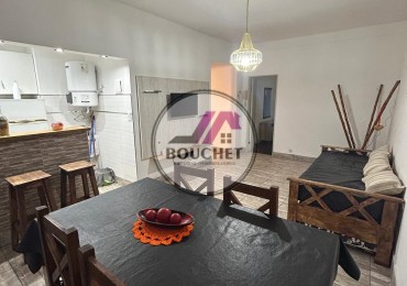 VENDO DEPARTAMENTO 2 AMBIENTES A LA CALLE CON BALCON