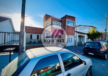 CASA PH AL FRENTE 4 AMBIENTES CON COCHERA EN VENTA | CHAUVIN