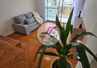 VENDO DEPARTAMENTO 2 AMBIENTES A LA CALLE CON COCHERA