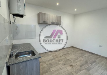 PH CON PATIO 1 AMBIENTE EN VENTA PARQUE LURO