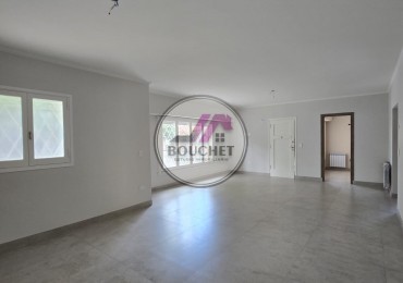 CHALET 3 AMBIENTES, DEPENDENCIA Y GARAGE QUINCHO RECICLADO EN VENTA | SAN JOSE