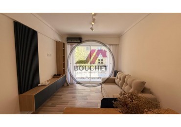 VENDO DEPARTAMENTO 2 AMBIENTES CON BALCON SALIENTE 