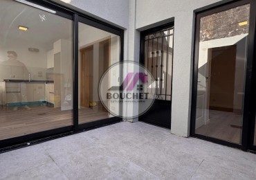 PH 2 AMBIENTES CON PATIO EN VENTA | CHAUVIN
